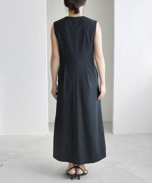 quaranciel(カランシエル)の「quaranciel: Vカラー ロング ジレ ワンピース(ワンピース・レディース・ネイビー/カーキ・ONE SIZE)」の18枚目の写真