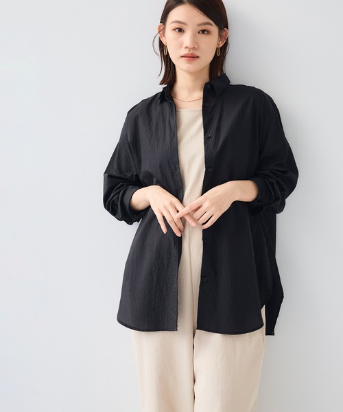 CROSS FUNCTION（クロスファンクション）の「《撥水》サマ美え エアリーシアーシャツ【CF/クロスファンクション】（シャツ/ブラウス・レディース・ライトピンク/ブラック/ベージュ・LL/L/M）」の2枚目の写真