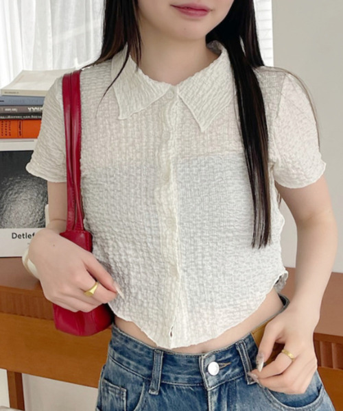 Ada.(エイダ)の「表面感 シアーサッカー クロップド コンパクト シャツ(シャツ/ブラウス・レディース・パープル/ブルー/アイボリー・FREE)」の2枚目の写真