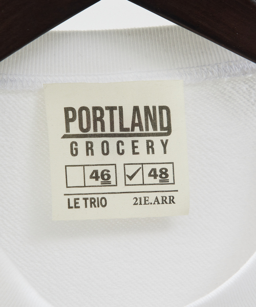 ABAHOUSE（アバハウス）の「【PORTLAND-GROCERY】グラフィックプリント クルーネックスウェット / LE TRIO ABAHOUSE /ユニセックス（スウェット・メンズ・グレー/ネイビー/ホワイト・46/48）」の9枚目の写真