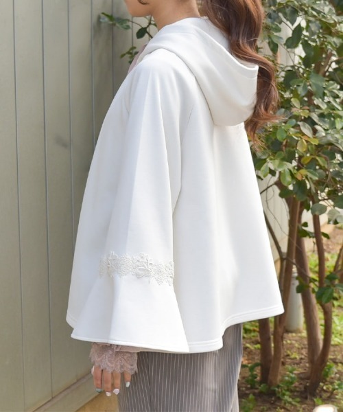 axes femme(アクシーズファム)の「花粉ガードフレア袖ケープ(カーディガン/ボレロ・レディース・ネイビー/キナリ/ミント・FREE)」の11枚目の写真