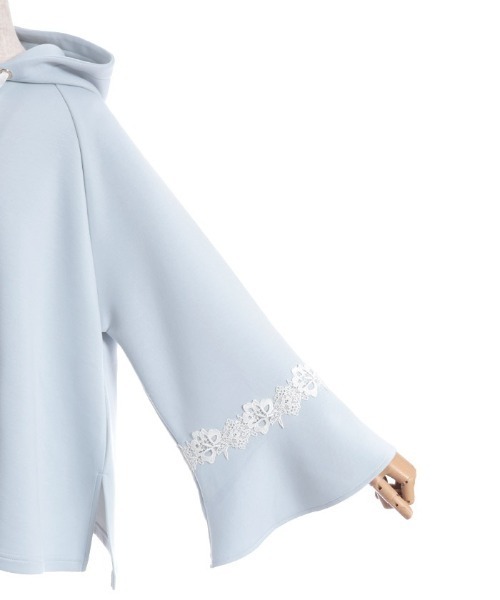 axes femme(アクシーズファム)の「花粉ガードフレア袖ケープ(カーディガン/ボレロ・レディース・ネイビー/キナリ/ミント・FREE)」の12枚目の写真