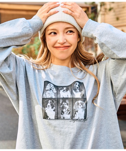 anap mimpi(アナップミンピ)の「コマ割 ドッグ フォト プリント 長袖 ビッグ ロンT(Tシャツ/カットソー・レディース・グレー/ブラック・FREE)」の1枚目の写真