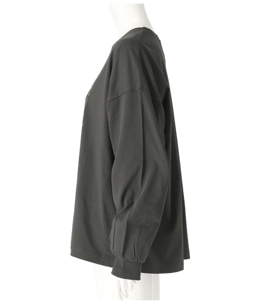 anap mimpi(アナップミンピ)の「コマ割 ドッグ フォト プリント 長袖 ビッグ ロンT(Tシャツ/カットソー・レディース・グレー/ブラック・FREE)」の6枚目の写真