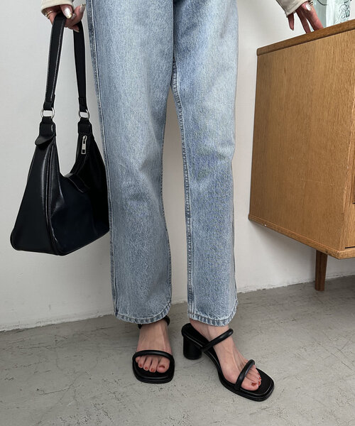 DISCOAT(ディスコート)の「パフィーラインサンダル(サンダル・レディース・ブラック/シルバー/キャメル・LARGE/MEDIUM)」の21枚目の写真