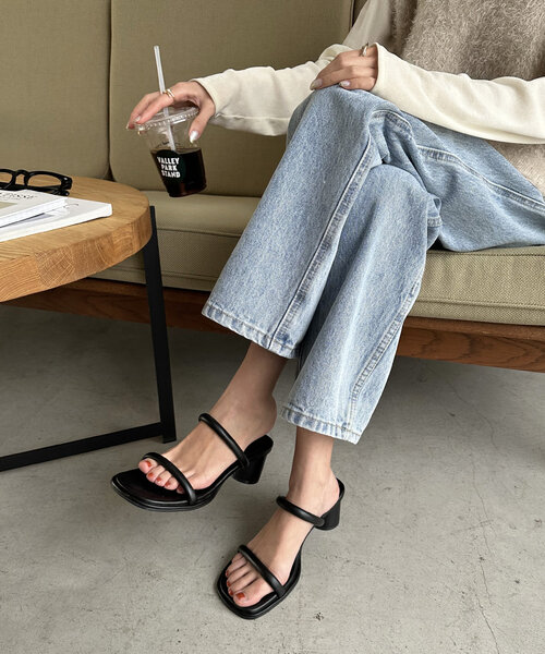 DISCOAT(ディスコート)の「パフィーラインサンダル(サンダル・レディース・ブラック/シルバー/キャメル・LARGE/MEDIUM)」の20枚目の写真