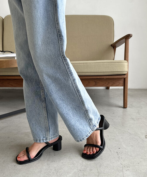 DISCOAT(ディスコート)の「パフィーラインサンダル(サンダル・レディース・ブラック/シルバー/キャメル・LARGE/MEDIUM)」の19枚目の写真