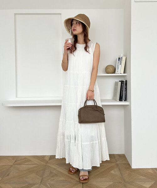 DISCOAT(ディスコート)の「パフィーラインサンダル(サンダル・レディース・ブラック/シルバー/キャメル・LARGE/MEDIUM)」の12枚目の写真