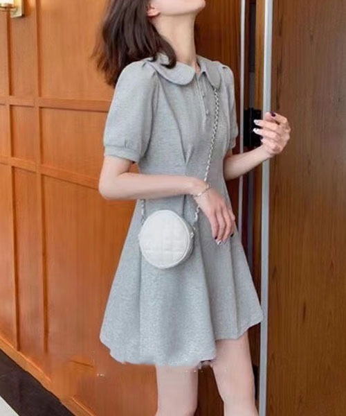 gossip!ロサンゼルス(ゴシップロサンゼルス)の「丸襟ポロワンピース 半袖パフスリーブ ウエストタック A ラインミニワンピ カジュアル きれいめ レディース 2 色展開 グレー / ブラック(ワンピース・レディース・グレー/ブラック・M/S)」の10枚目の写真