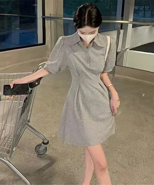 gossip!ロサンゼルス(ゴシップロサンゼルス)の「丸襟ポロワンピース 半袖パフスリーブ ウエストタック A ラインミニワンピ カジュアル きれいめ レディース 2 色展開 グレー / ブラック(ワンピース・レディース・グレー/ブラック・M/S)」の9枚目の写真