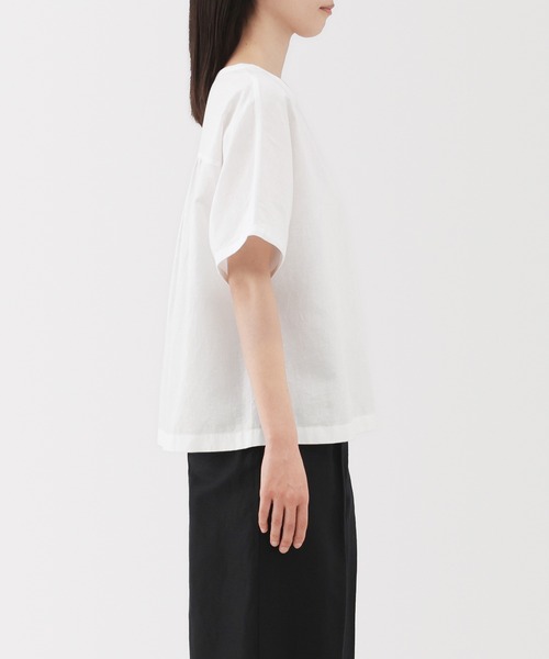 無印良品(ムジルシリョウヒン)の「婦人 ヘンプ コットン 半袖ブラウス(シャツ/ブラウス・レディース・ブルー系/イエロー系/ホワイト/ブラック・S/M/L/XL)」の6枚目の写真