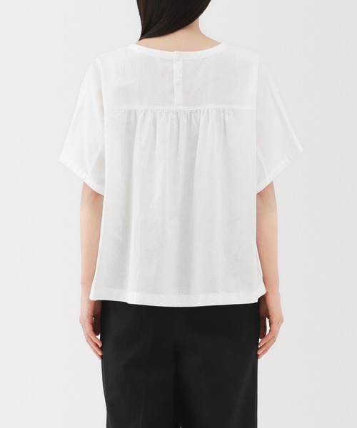 無印良品(ムジルシリョウヒン)の「婦人 ヘンプ コットン 半袖ブラウス(シャツ/ブラウス・レディース・ブルー系/イエロー系/ホワイト/ブラック・S/M/L/XL)」の7枚目の写真