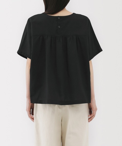無印良品(ムジルシリョウヒン)の「婦人 ヘンプ コットン 半袖ブラウス(シャツ/ブラウス・レディース・ブルー系/イエロー系/ホワイト/ブラック・S/M/L/XL)」の16枚目の写真