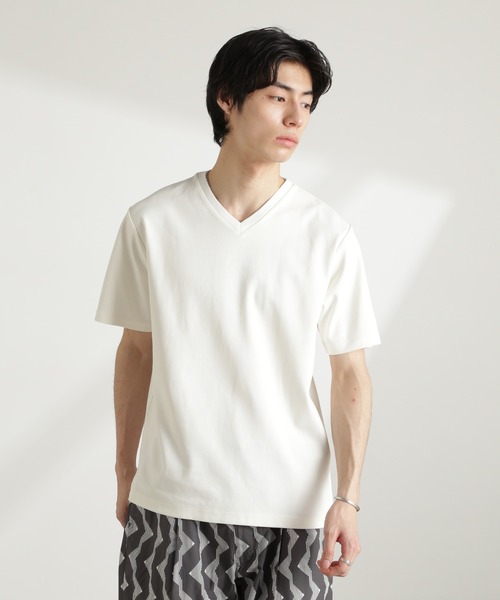 NANO universe（ナノユニバース）の「ダブルスムースVネックTシャツ 半袖（Tシャツ/カットソー・メンズ・ホワイト/カーキ/ブラック/ダークグレー・XL/L/M/S）」の5枚目の写真