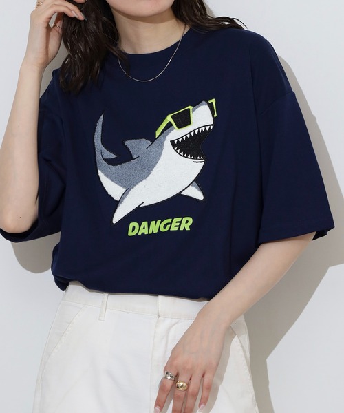 FUNALIVE(ファンアライブ)の「サガラ刺繍 フロントプリントロゴ ワイドTシャツ(Tシャツ/カットソー・メンズ・スミクロ/オフホワイト/ミント/レモンイエロー/グリーン系その他2/ライトブラック/ホワイト/ネイビー/ライトイエロー/グレイッシュブルー/ブラック系その他3/アイボリー/ラベンダー/ダークグリーン/ブラック系2/ブラック系その他/ホワイト系1/ブラウン系1/ブラウン系2/ホワイト系2/ブラック系1/ホワイト系その他/グリーン系/ブラック系3・LL/L/M)」の20枚目の写真