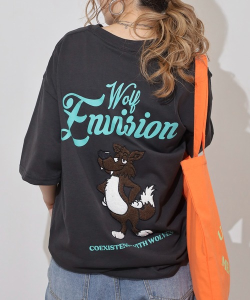 FUNALIVE(ファンアライブ)の「サガラ刺繍 フロントプリントロゴ ワイドTシャツ(Tシャツ/カットソー・メンズ・スミクロ/オフホワイト/ミント/レモンイエロー/グリーン系その他2/ライトブラック/ホワイト/ネイビー/ライトイエロー/グレイッシュブルー/ブラック系その他3/アイボリー/ラベンダー/ダークグリーン/ブラック系2/ブラック系その他/ホワイト系1/ブラウン系1/ブラウン系2/ホワイト系2/ブラック系1/ホワイト系その他/グリーン系/ブラック系3・LL/L/M)」の9枚目の写真