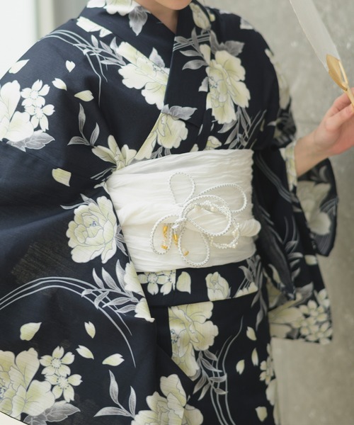 CELEN(セレン)の「【浴衣小物】パールつき飾り紐 帯飾り ベルト 単品(和装小物・レディース・ライトブルー/ライトピンク/ホワイト×シルバー/ライトグリーン/ブルー/ホワイト/ブラック・FREE)」の2枚目の写真