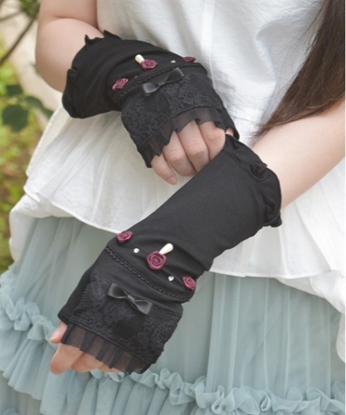 axes femme（アクシーズファム）の「巻きバラショートＵＶ手袋（手袋・レディース・キナリ/ブラック・FREE）」の3枚目の写真