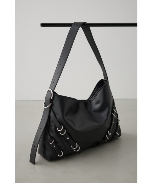 AZUL by moussy（アズールバイマウジー）の「ナローベルトデザイントートバッグ（トートバッグ・レディース・ブラック/レッド/ブラウン・FREE）」の6枚目の写真