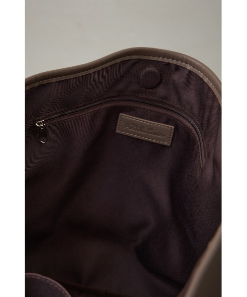 AZUL by moussy（アズールバイマウジー）の「ナローベルトデザイントートバッグ（トートバッグ・レディース・ブラック/レッド/ブラウン・FREE）」の22枚目の写真