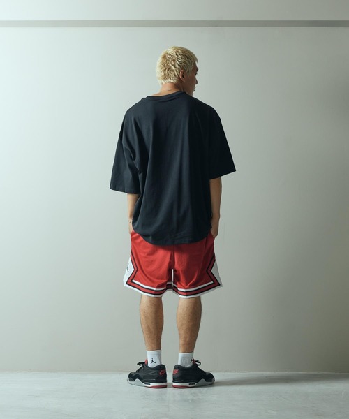 JORDAN BRAND(ジョーダンブランド)の「ジョーダン スポーツ メンズ Dri-FIT メッシュ ダイアモンド ショートパンツ / Jordan Sport Men's Dri-FIT Mesh Diamond Shorts HF9910-687 Gym Red(その他パンツ・メンズ・レッド・M/L/XL/S/2XL)」の17枚目の写真