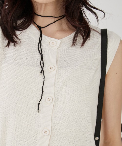 Auntie Rosa Holiday(アンティローザホリデー)の「カノコ編みクルーネックニットベスト(ベスト・レディース・レッド/アイボリー/ブラック・FREE)」の22枚目の写真