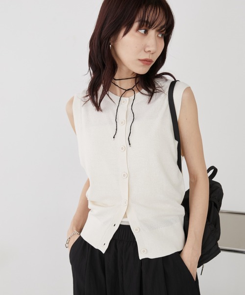 Auntie Rosa Holiday(アンティローザホリデー)の「カノコ編みクルーネックニットベスト(ベスト・レディース・レッド/アイボリー/ブラック・FREE)」の14枚目の写真