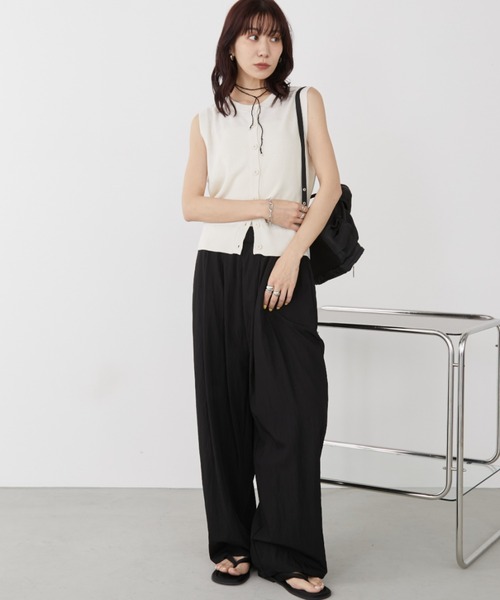 Auntie Rosa Holiday(アンティローザホリデー)の「カノコ編みクルーネックニットベスト(ベスト・レディース・レッド/アイボリー/ブラック・FREE)」の19枚目の写真