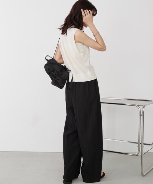 Auntie Rosa Holiday(アンティローザホリデー)の「カノコ編みクルーネックニットベスト(ベスト・レディース・レッド/アイボリー/ブラック・FREE)」の21枚目の写真