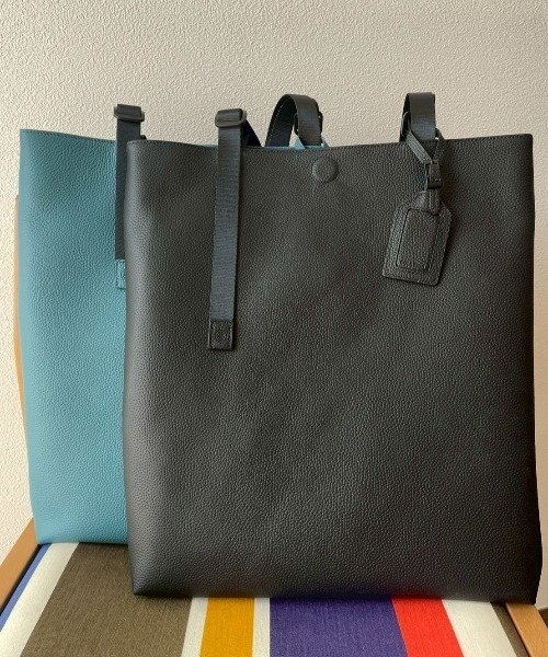 SOLATINA（ソラチナ）の「SBI-00008　ハンドル調整シンプルトート　大サイズ　※A4収納可（トートバッグ・メンズ・ブルー/ネイビー/ブラック/グレイッシュベージュ・FREE）」の6枚目の写真