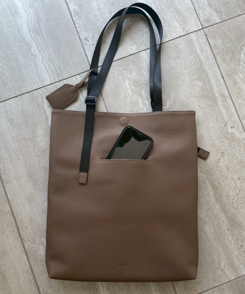 SOLATINA（ソラチナ）の「SBI-00008　ハンドル調整シンプルトート　大サイズ　※A4収納可（トートバッグ・メンズ・ブルー/ネイビー/ブラック/グレイッシュベージュ・FREE）」の9枚目の写真