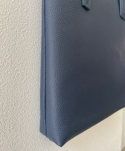 SOLATINA（ソラチナ）の「SBI-00008　ハンドル調整シンプルトート　大サイズ　※A4収納可（トートバッグ・メンズ・ブルー/ネイビー/ブラック/グレイッシュベージュ・FREE）」の17枚目の写真