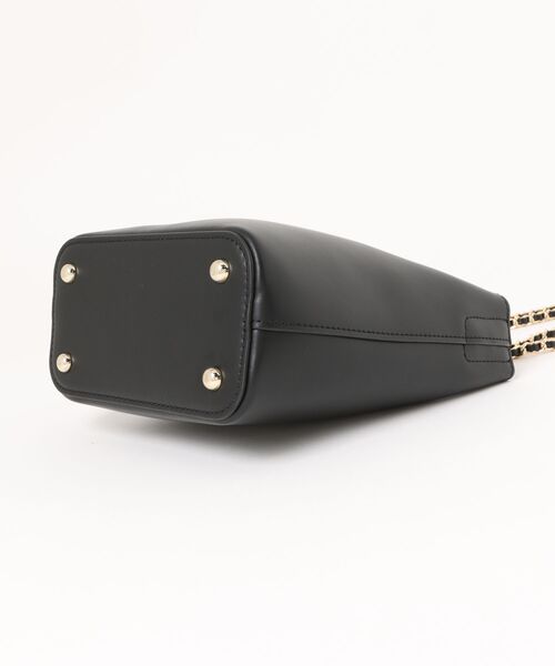 NiiNa(ニーナ)の「【 NiiNa / ニーナ 】高品質牛革 2way チェーンショルダー ミニ バケットバッグ(ショルダーバッグ・レディース・ブラウン/ホワイト/ブラック/ベージュ/グリーン・FREE)」の21枚目の写真