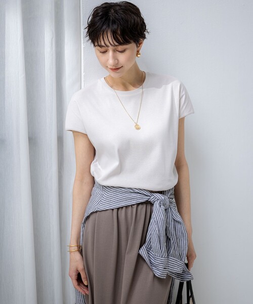 23区(ニジュウサンク)の「【汗じみ防止/速乾性】フレンチスリーブ IT Tシャツ(Tシャツ/カットソー・レディース・ホワイト系/ダークブラウン系/ベージュ系/スカイブルー系/ライトオレンジ系・38)」の13枚目の写真