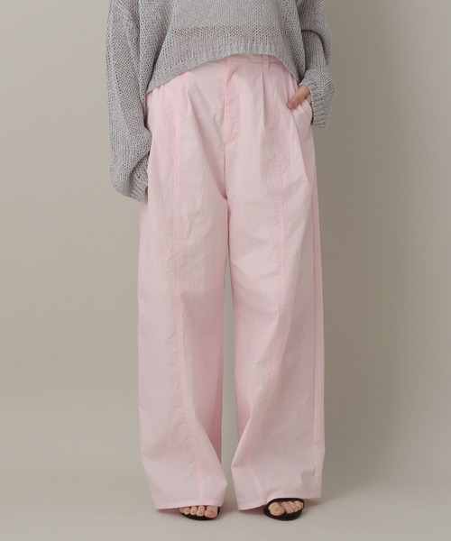 A part by（アパートバイ）の「タイプライタータックパンツ（その他パンツ・レディース・オフホワイト/ブラック/ベビーピンク・SMALL/MEDIUM）」の6枚目の写真