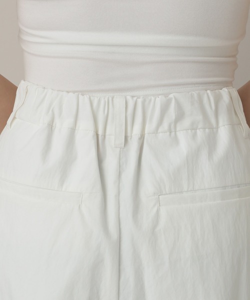 A part by（アパートバイ）の「タイプライタータックパンツ（その他パンツ・レディース・オフホワイト/ブラック/ベビーピンク・SMALL/MEDIUM）」の20枚目の写真