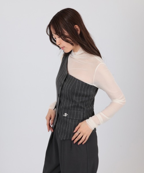 SUWDEE(スーディー)の「one shoulder stripe button bustier(ベスト・レディース・グレー/ベージュ・FREE)」の4枚目の写真