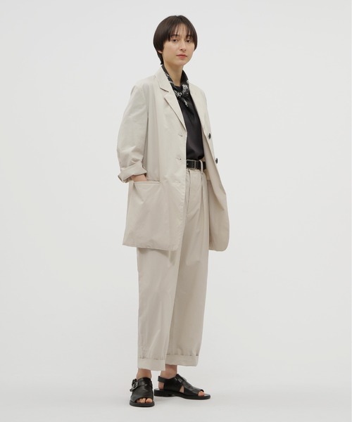 MARGARET HOWELL(マーガレットハウエル)の「WASHED COTTON POPLIN JACKET(テーラードジャケット・レディース・ブラック/ホワイト系その他3・1/2)」の12枚目の写真