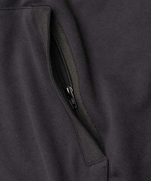 SWINGGGR(スウィンガー)の「SWINGGGR/スウィンガー/EMBOSS SWEAT PARKA(スウェット・メンズ・ブラック/ホワイト・2/3/4)」の8枚目の写真