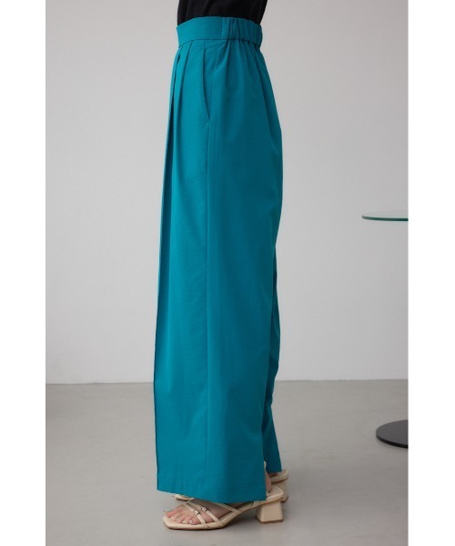 AZUL by moussy（アズールバイマウジー）の「C/T撥水タックワイドパンツ（スラックス・レディース・ブルー/ブラック/ライトベージュ・SMALL/MEDIUM）」の12枚目の写真