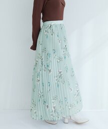 オーソドックスフラワープリーツスカート