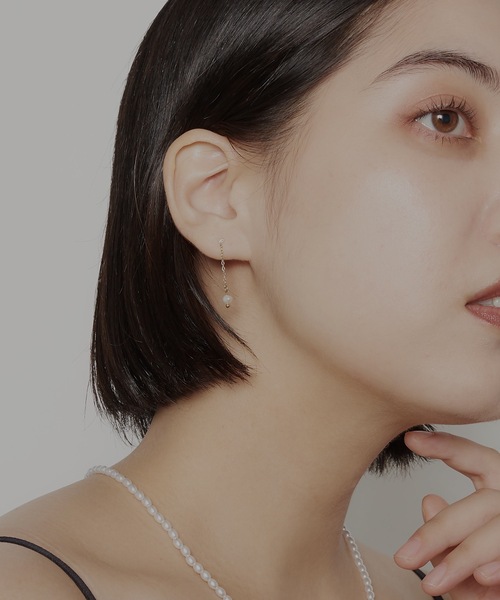 AKEL(アケル)の「【AKEL】アケル/ 淡水パールドロップピアス(両耳セット)/金属アレルギー対応ピアス(サージカルステンレス)(ピアス(両耳用)・レディース・シルバー/ゴールド・FREE)」の1枚目の写真