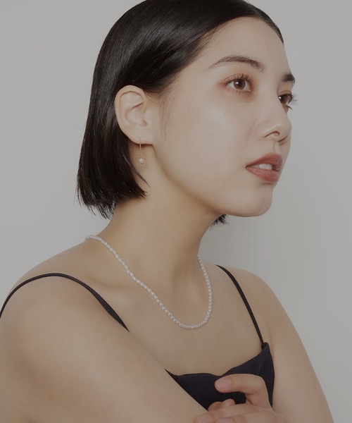 AKEL(アケル)の「【AKEL】アケル/ 淡水パールドロップピアス(両耳セット)/金属アレルギー対応ピアス(サージカルステンレス)(ピアス(両耳用)・レディース・シルバー/ゴールド・FREE)」の5枚目の写真
