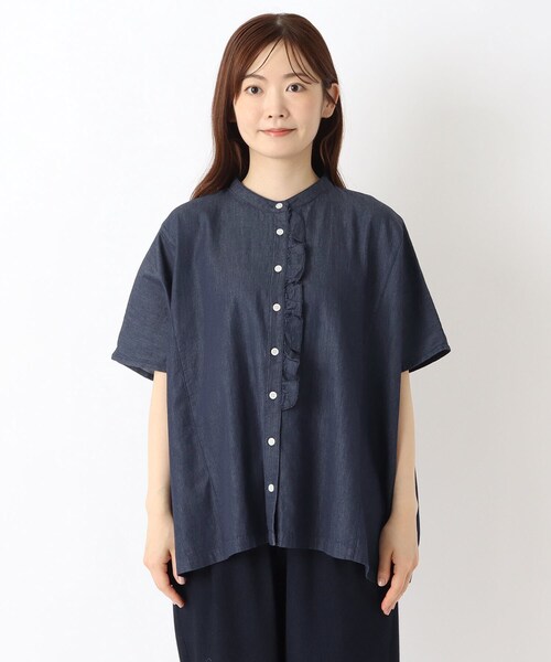 one'sterrace(ワンズテラス)の「インディゴ染め 前立てフリルブラウス(シャツ/ブラウス・レディース・アイボリー系8/ネイビー系5/ブルー系その他7・02)」の12枚目の写真