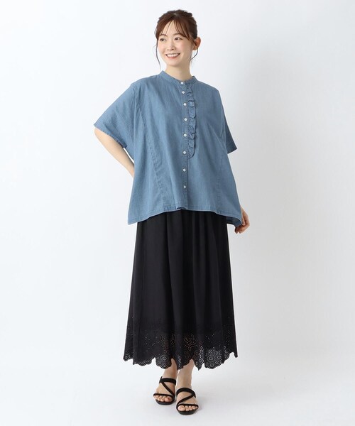 one'sterrace(ワンズテラス)の「インディゴ染め 前立てフリルブラウス(シャツ/ブラウス・レディース・アイボリー系8/ネイビー系5/ブルー系その他7・02)」の15枚目の写真