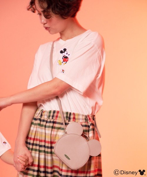 Disney（ディズニー）の「Mickey/Arnold Palmer/ミツマルシェアショルダーバッグ（ショルダーバッグ・レディース・グレイッシュベージュ/ブラック・F）」の2枚目の写真