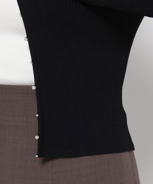 mysty woman(ミスティウーマン)の「プチパールショートカーディガン 587474(カーディガン/ボレロ・レディース・ブラック/ホワイト系その他・FREE)」の14枚目の写真