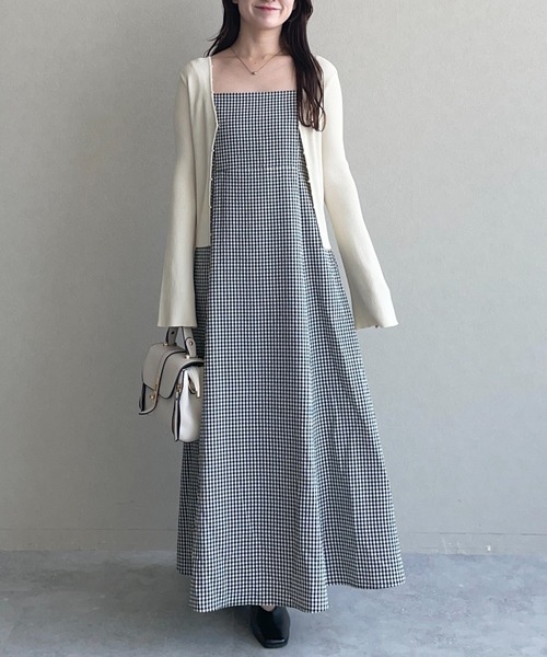 mysty woman(ミスティウーマン)の「プチパールショートカーディガン 587474(カーディガン/ボレロ・レディース・ブラック/ホワイト系その他・FREE)」の15枚目の写真