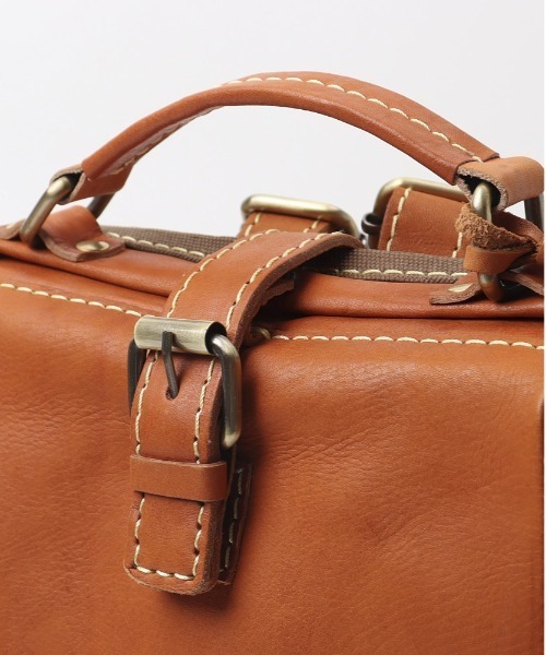 zucchero（ズッケロ）の「zucchero 本革がま口リュック（バックパック/リュック・レディース・ブラウン・FREE）」の4枚目の写真