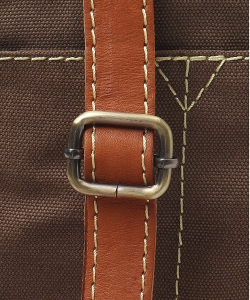 zucchero（ズッケロ）の「zucchero 本革がま口リュック（バックパック/リュック・レディース・ブラウン・FREE）」の6枚目の写真